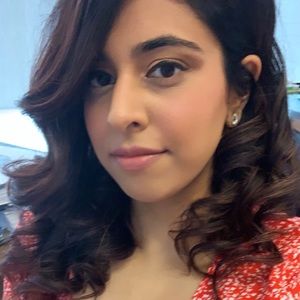 Meet your Posher, Jasmine